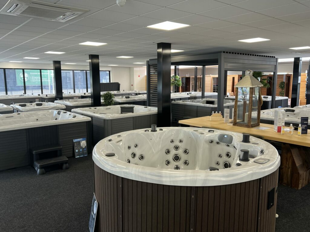 Salle d'exposition de jacuzzis à Breda