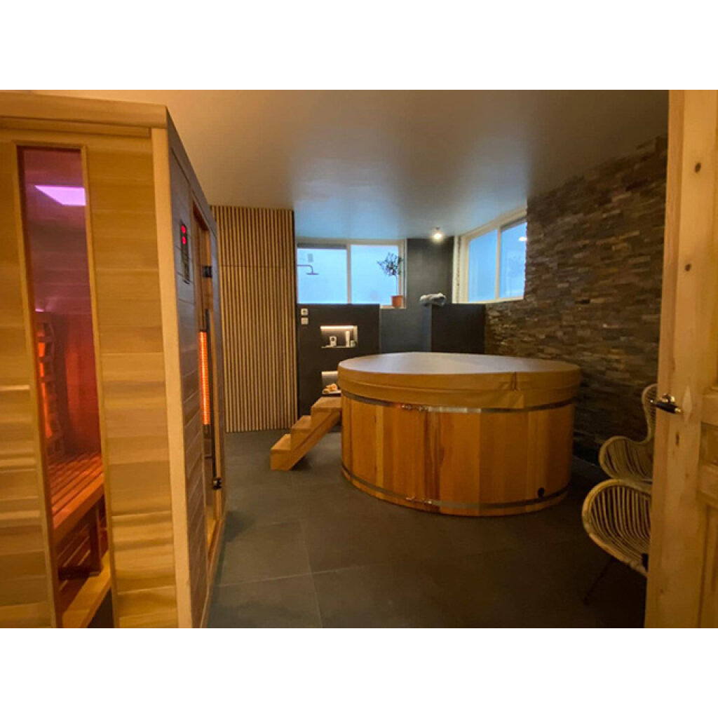 jacuzzi in de badkamer