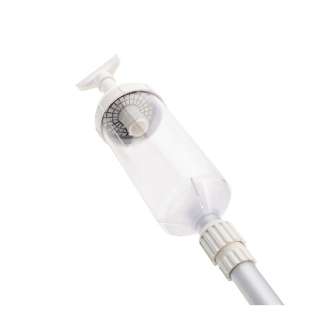 Aspirateur d'eau pour spa